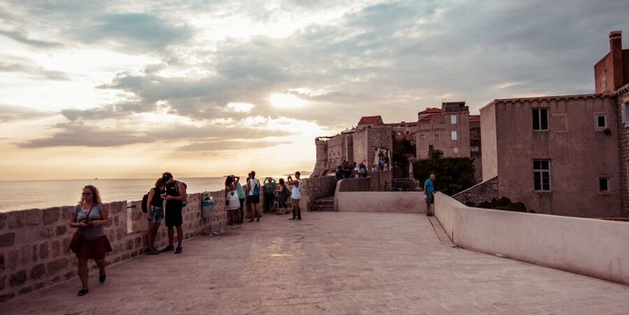 Dubrovnik: Old Town & City Walls Guided Tours Combo - Rector’s Palace and the Franciscan Monastery area, power and faith side by side