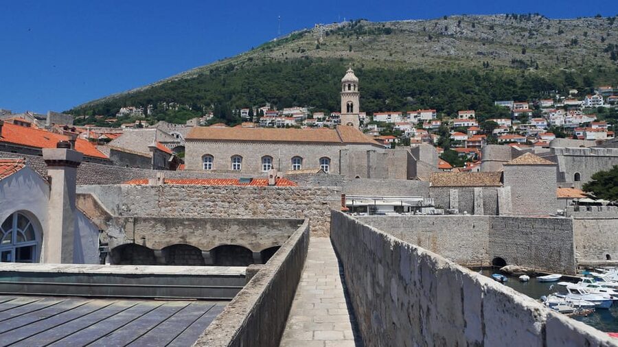 Dubrovnik: Old Town & City Walls Guided Tours Combo - City Walls walk, Minceta Tower and Revelin Fortress in plain language
