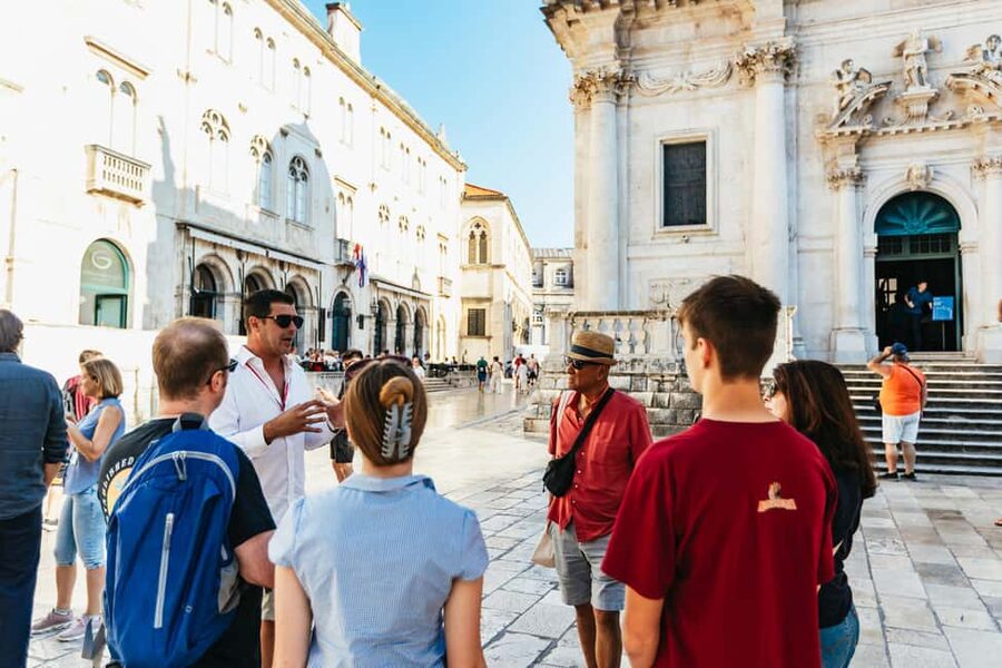 Dubrovnik: Old Town Food Tour - The Starter Course: Cheese, Prosciutto, Olive Tapenade, and Tuna
