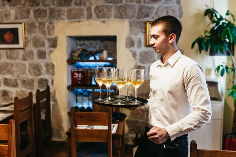 Dubrovnik: Old Town Food Tour - Dessert Break: Gelato and Sweet Stops