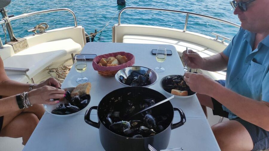 Dubrovnik: Oyster, Mussles, and Wine Tasting Tour in Ston - Oysters and mussels tasting, plus Croatian wine pairings