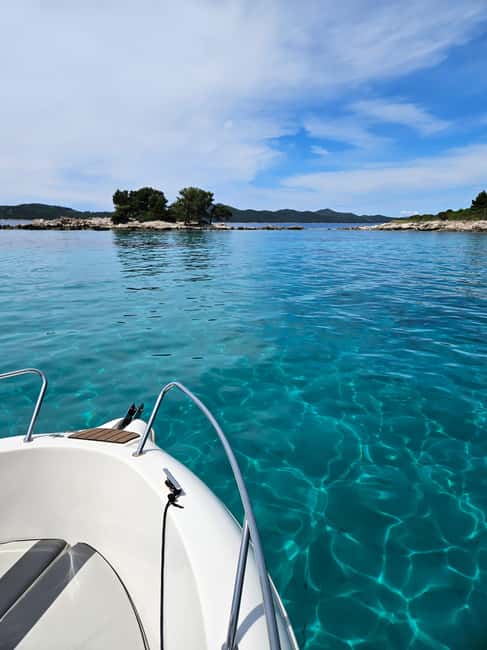 Dubrovnik: Private Boat Rental for Parties & Alcohol - Party mood: included drinks, music, and how to set expectations
