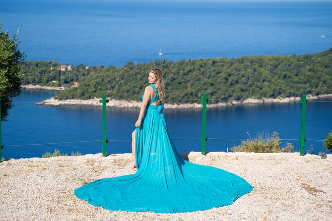 Dubrovnik: Private Flying Dress Photoshoot Experience - Meeting at Pile Gate: your launchpad for iconic photos