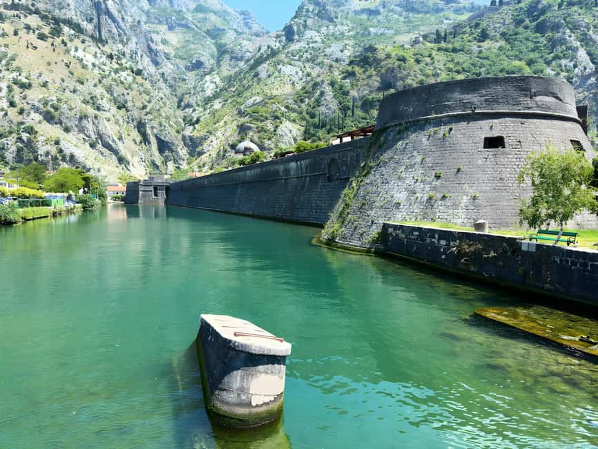 Dubrovnik: Private Tour to Montenegro, Kotor, and Perast - Start Early in Summer to Beat Border Traffic