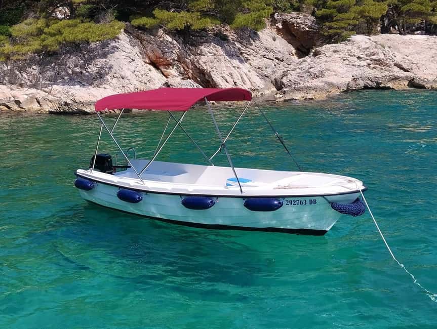 Dubrovnik: Rent a fun and easy to use boat without license - License-free fun: why this Dubrovnik boat rental feels different