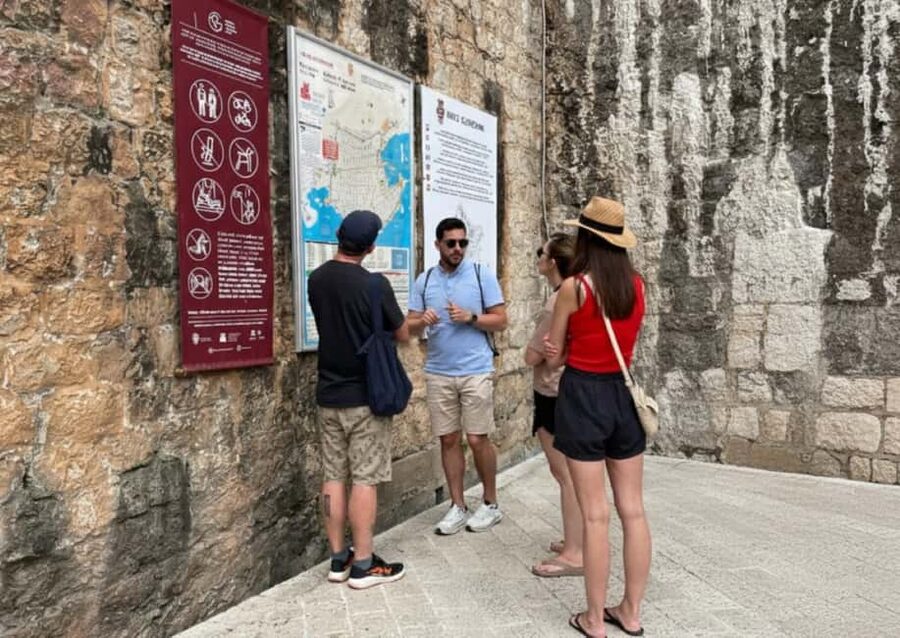 Dubrovnik: Small-Group Guided Old Town History Walking Tour - Luža Square landmarks: Jesuit Stairs, Orlando’s Column, and the Clock Tower