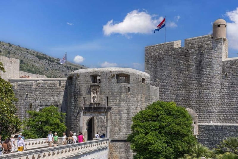 Dubrovnik: Small-Group Guided Old Town History Walking Tour - Should you book this Dubrovnik Old Town tour?