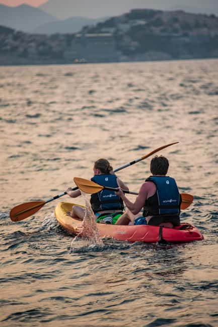 Dubrovnik: Sunset Sea Kayaking Tour - The Lokrum loop: seeing the coast from a kayak