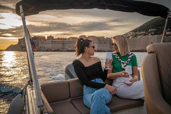Dubrovnik Sunset Tour By Boat With Local - The wine, beer, and photo help that make people remember the hour