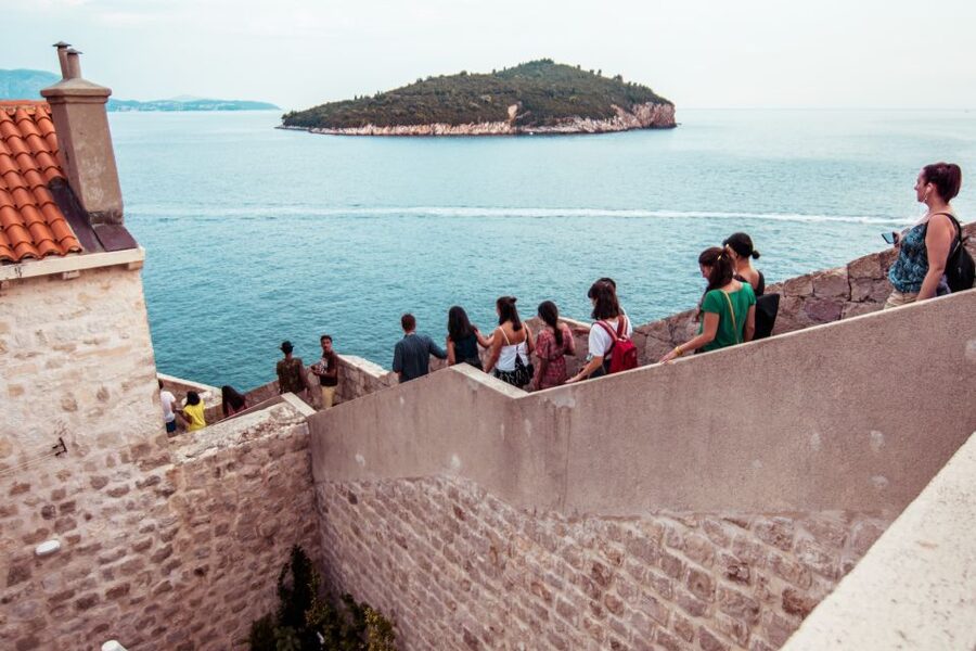 Dubrovnik: Walls and Wars Walking Tour - Where to Meet at Brsalje 8 and How the Tour Actually Works