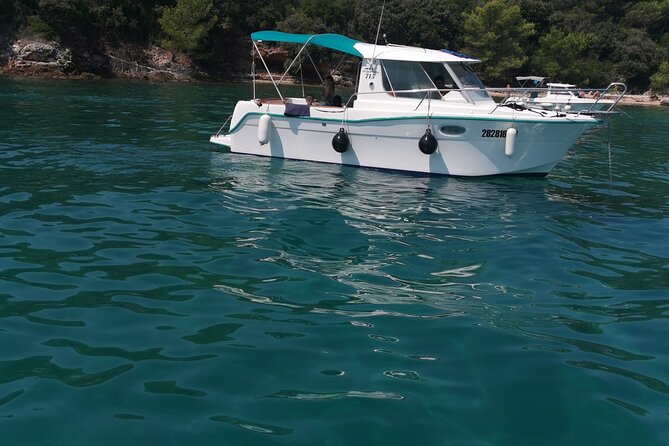 Dugi Otok Gems: Sakarun-Cave-Lagoon-Snorkeling-Snacks & Drinks - Veliki Žal swimming: turquoise water plus rugged edges