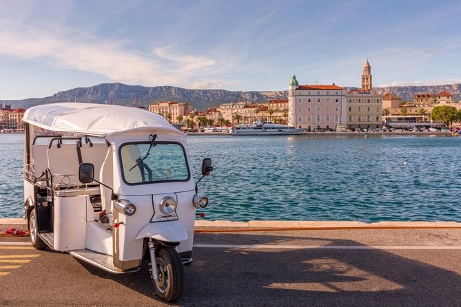 Eco City Tour Split - Getting started at Bacvice Beach, then straight into Old Town energy