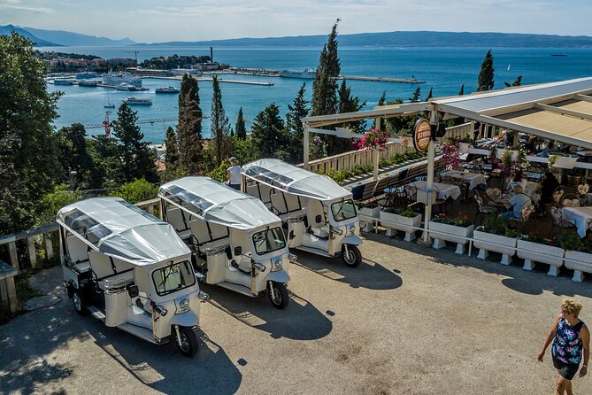 Eco City Tour Split - Republic Square and the Venice St. Mark’s comparison