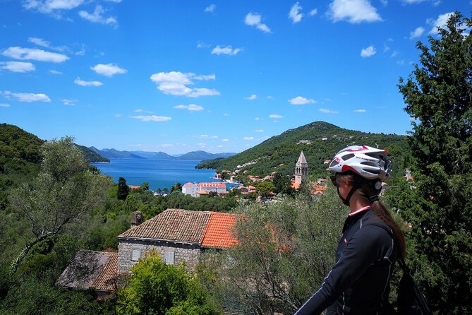 Elafiti Islands Sea kayaking: Full-Day Bike and Kayak tour on Lopud and Šipan - Lunch Time and Sea Views: How to Plan Your Food Strategy