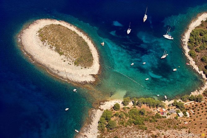 Exclusive Private Tour: Red Rocks & Pakleni Islands - Pakleni Islands for hours: choose your pace across coves and beaches