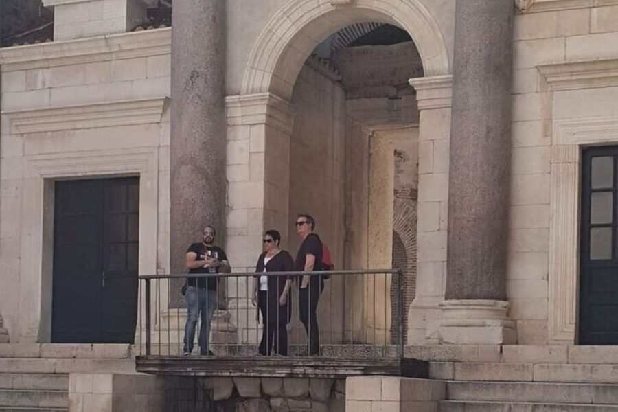 Experience Split History Walking Tour With Local Historian - The Riva promenade link: Roman and medieval, side by side