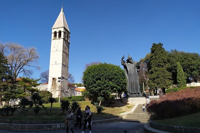 Experience Split With Local Professional Historian - Small Group - Walking Split with a historian, not just a route