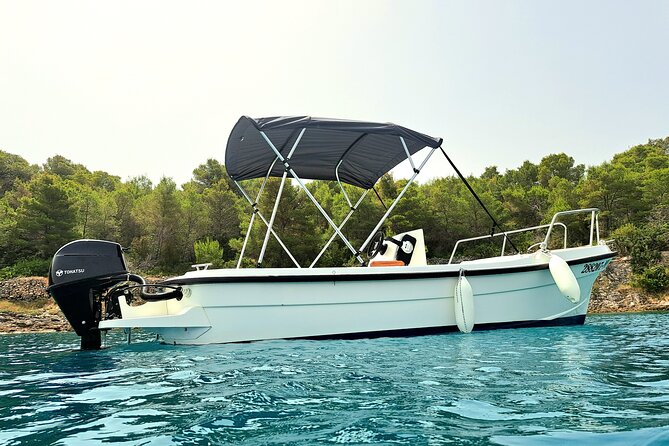 Explore the West coast of the island Brac by BETINA boat - Captain control, not a fixed script