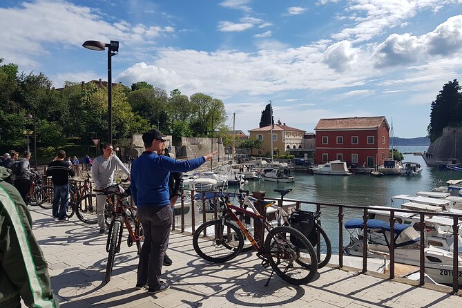 Explore Zadar Bike Tour - Why cycling in Zadar feels smarter than walking