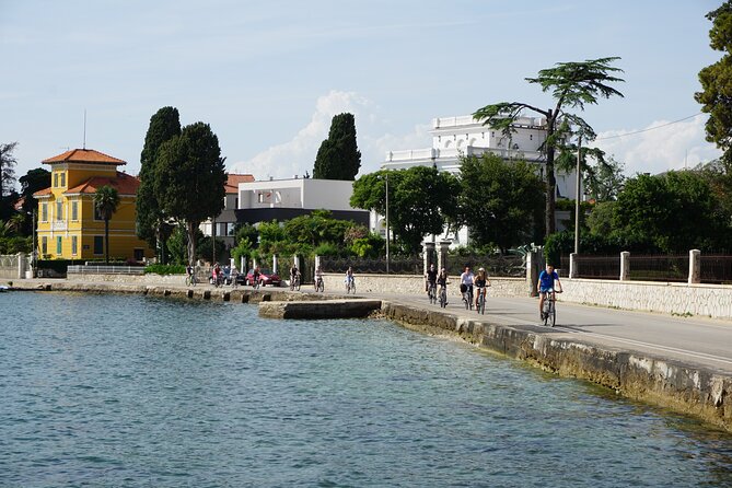 Explore Zadar Bike Tour - Stop 1: Sphinx of Zadar, a memorial you can actually stop for