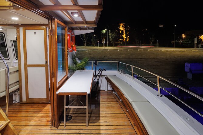 Fantastic DOLPHIN & SUNSET TOUR with dinner ( Pula-NP BRIJUNI ) - Veliki Brijun and the Dino Park Stop for Families