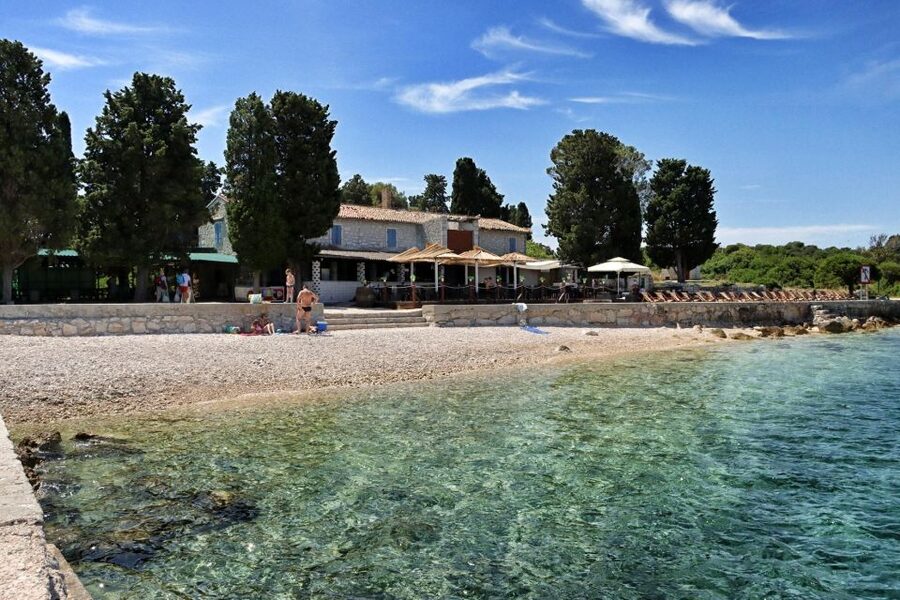 Fazana: Brijuni National Park Scenic Boat Tour & Swimming - St. Jerolim Is the Main Event for Swimming and Snorkeling