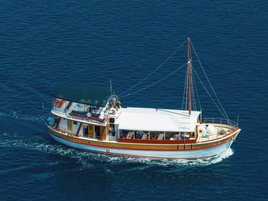 From Biograd: Kornati and Telašćica Full Day Boat Tour - Sestrice Lighthouse: a short pass-by with big visual payoff