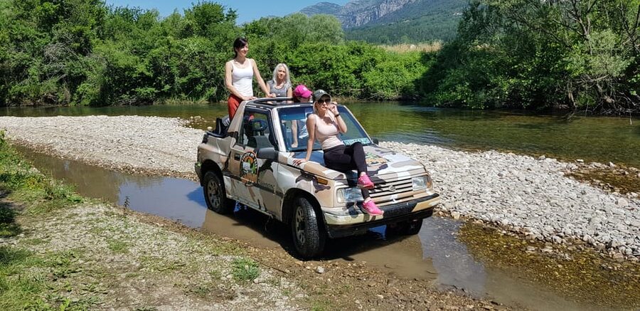 From Cavtat: Konavle Valley Off-Road Jeep Safari with Lunch - Monković restaurant lunch: what you’ll actually eat