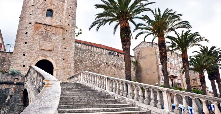 From Dubrovnik: Guided Tour of Pelješac & Korčula - A Day That Bundles Three Different Vibes: Coast, Walls, and Wine