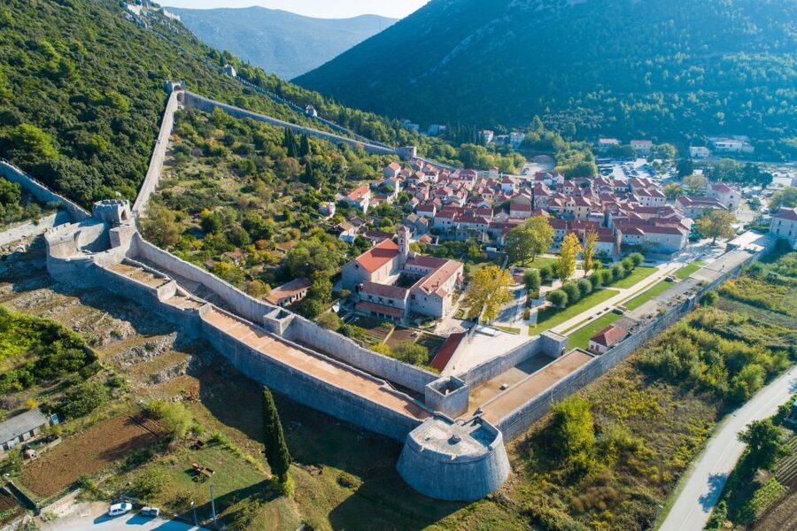 From Dubrovnik: Guided Tour of Pelješac & Korčula - Ston to Orebić, the Quick Route to the Boat
