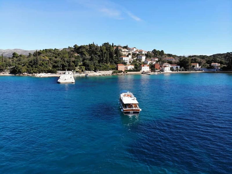 From Dubrovnik: Hop-On-Hop-Off Elaphiti Islands Boat Tour - The crew on Europa Line: friendly, firm on time