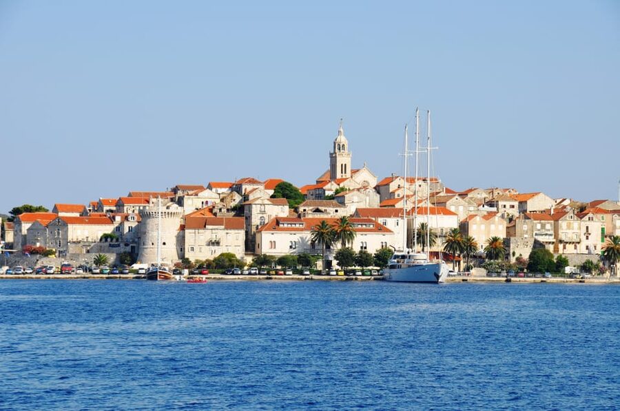 From Dubrovnik: Korcula Island Tour with Wine Tasting - Weather and Timing: When the Day Changes