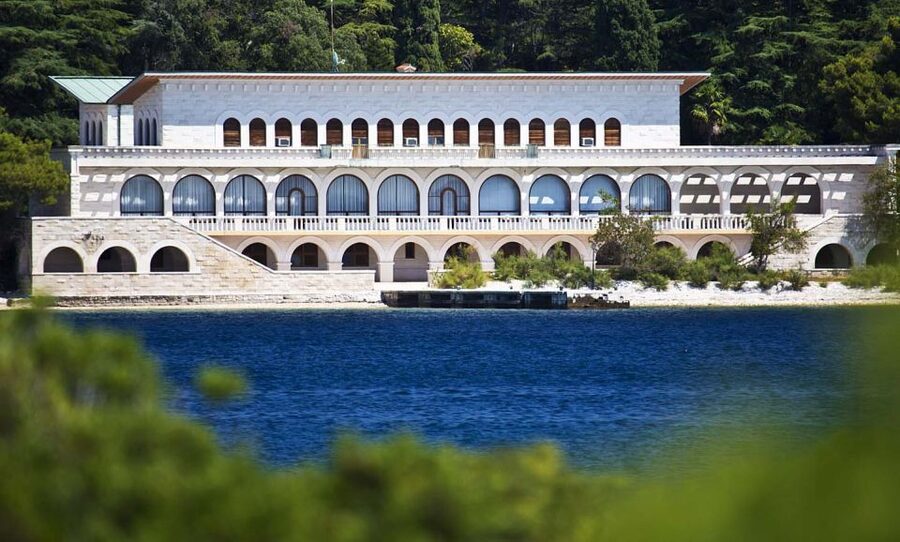 From Fažana: Private boat tour of Brijuni Islands - What the Guide Adds (Especially in English)