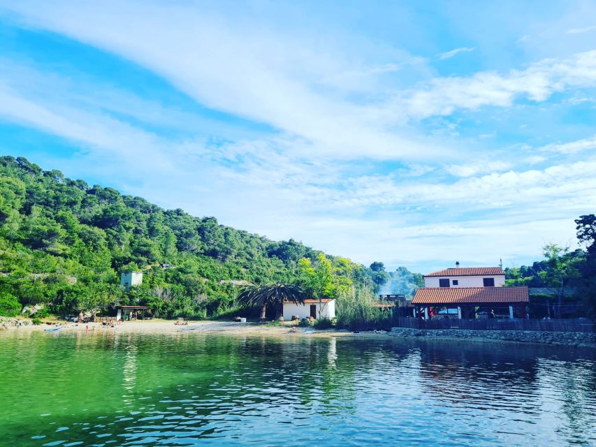 From Hvar: Blue Cave and 5 Islands Boat Tour - The Big Star: Biševo Blue Cave and the Noon Timing