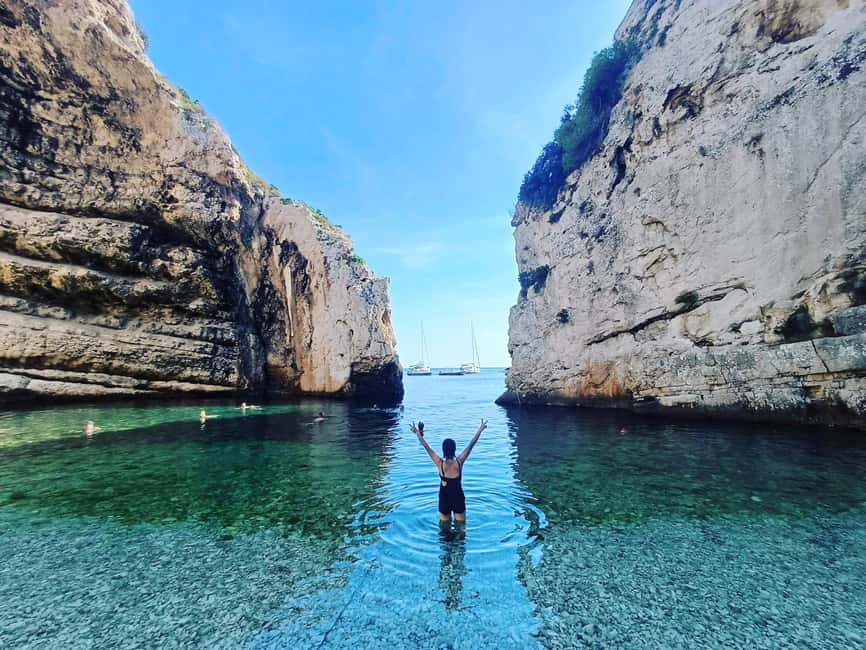 From Hvar: Blue Cave and 5 Islands Boat Tour - Bonus and Swaps: When the Sea Changes the Plan