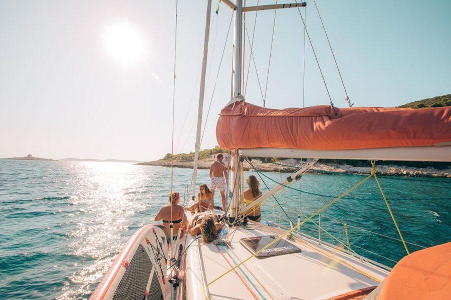 From Hvar: Pakleni Islands & Red Rocks Comfort Sailboat Tour - Why Pakleni Islands and Red Rocks make the best kind of day sail