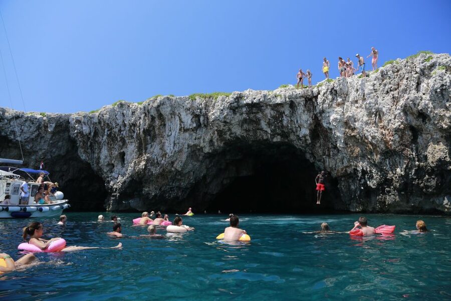 From Hvar: Pakleni Islands & Red Rocks Comfort Sailboat Tour - First cruising stretch around Sveta Nedilja, then straight toward the fun