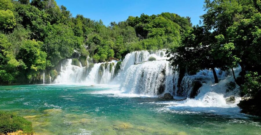 From Omiš: Krka Waterfalls and Trogir Group Tour - Morning Pickup From Omiš: Getting to Trogir Without Stress