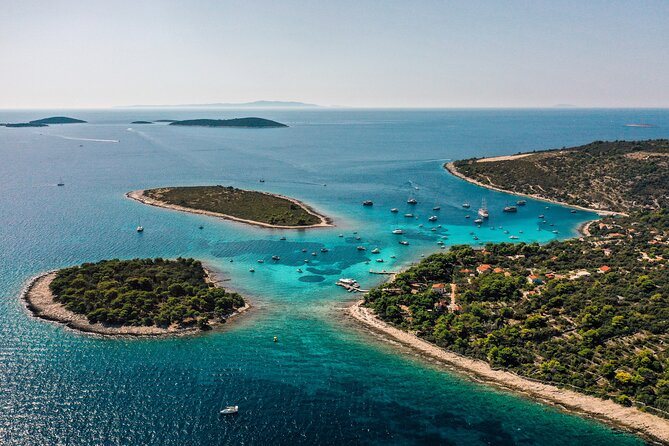 From Split: Blue Lagoon and 3 Islands Speedboat Tour - Meeting point and what the onboard experience is like