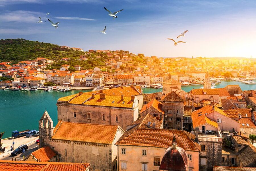 From Split: Blue Lagoon and Trogir Half-Day Speedboat Tour - Meeting on the Split Riva: Obala Lazareta 3
