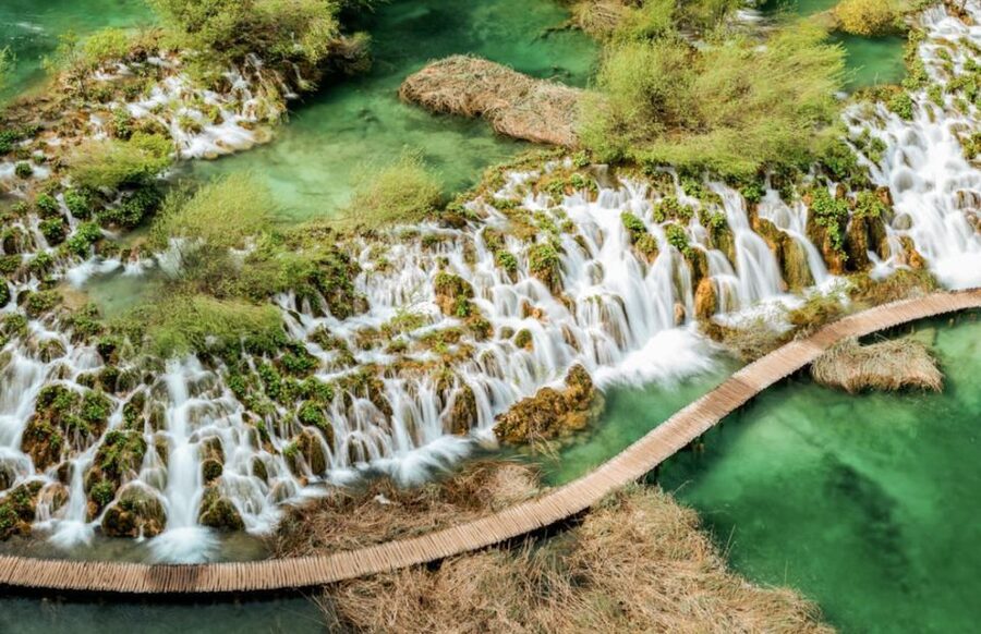 From Split or Trogir: Plitvice Lakes Guided Tour - Vila Velebita Break: Lunch Timing and How to Use It