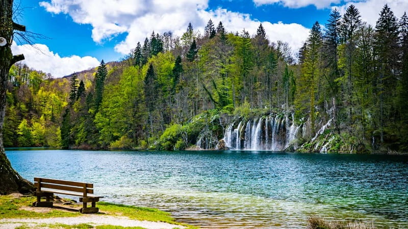 From Split: Plitvice Lakes Guided tour - Split to Plitvice, the drive that actually sets you up for the day