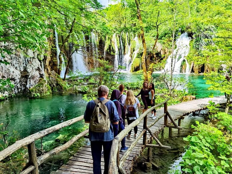 From Split: Plitvice Lakes Guided tour - Timing, weather, and what to pack for uneven paths