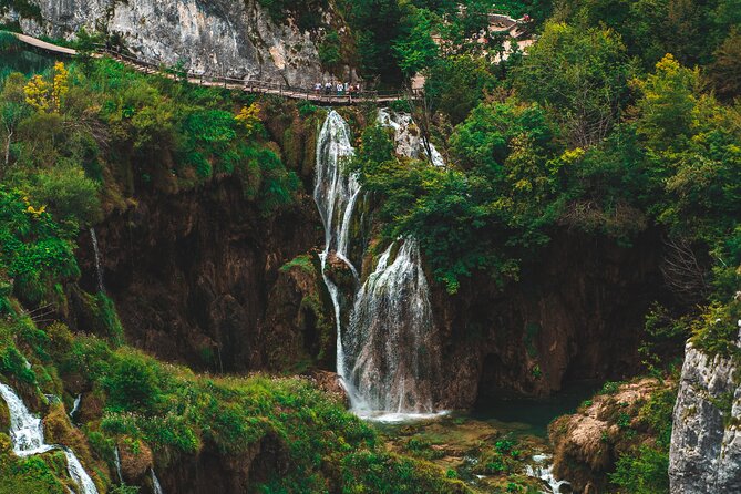 From Split: Plitvice Lakes - Private tour - Entering Plitvice Lakes National Park without burning your morning
