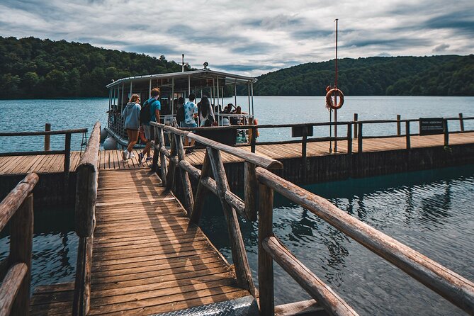 From Split: Self-Guided Plitvice Lakes Day Tour with Boat Ride - Your Plitvice Lakes time: how to use the 4 hours well
