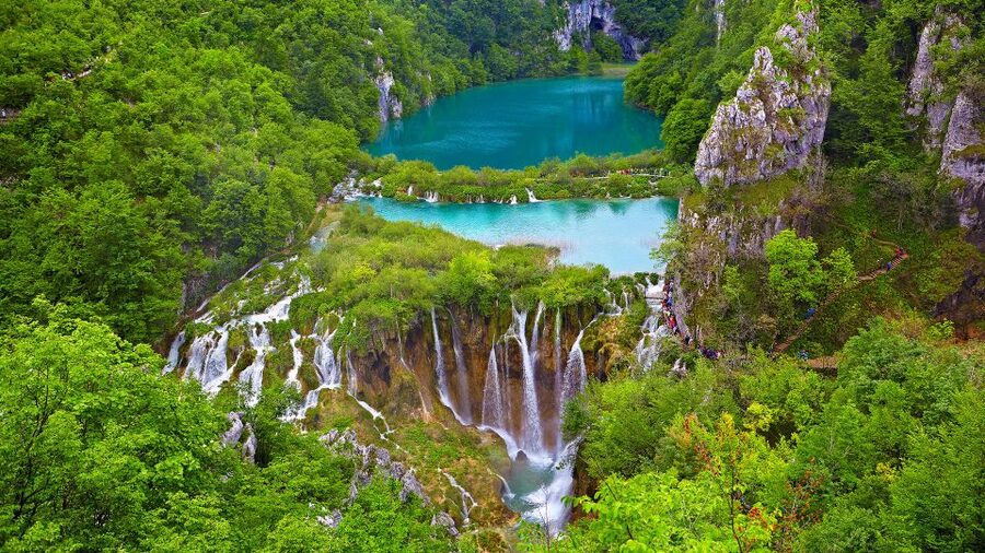 From Split: Transfer to Zagreb with Stop at Plitvice Lakes - Weather plans and how flexible your day needs to be