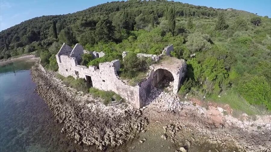 From Trogir: Guided Panoramic Boat Tour with Drinks - Who this boat tour is best for
