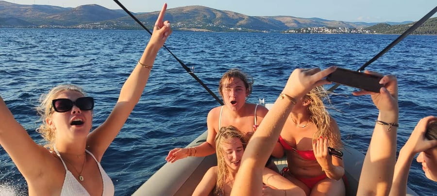 From Trogir: Guided Panoramic Boat Tour with Drinks - Drinks on the boat: the small comfort that makes the hour feel generous