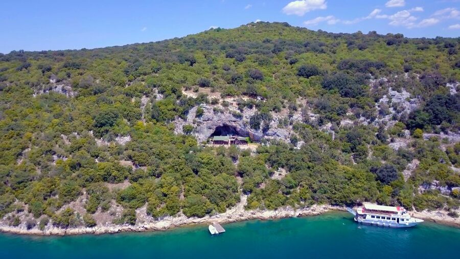 From Vrsar: Lim Bay, Pirate Cave and Rovinj Visit - Onboard details that actually affect your day