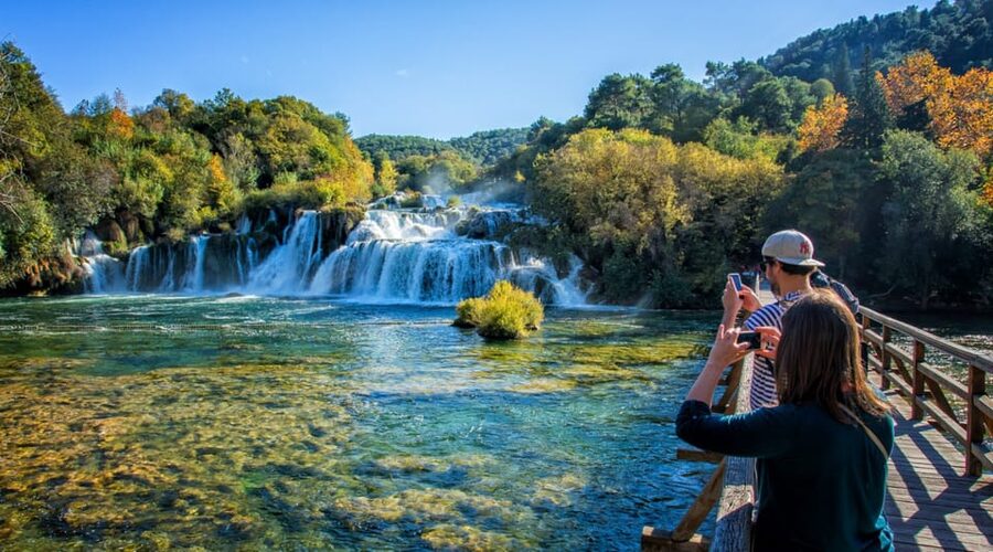 From Zadar: Krka Waterfalls AFTERNOON Tour -TICKETS INCLUDED - The panoramic boat ride that sets up the waterfalls